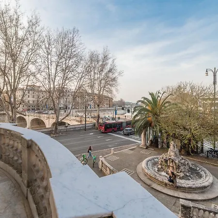 Vista Ara Pacis - Storico Di Lusso 5 Min Piazza Di Spagna 아파트